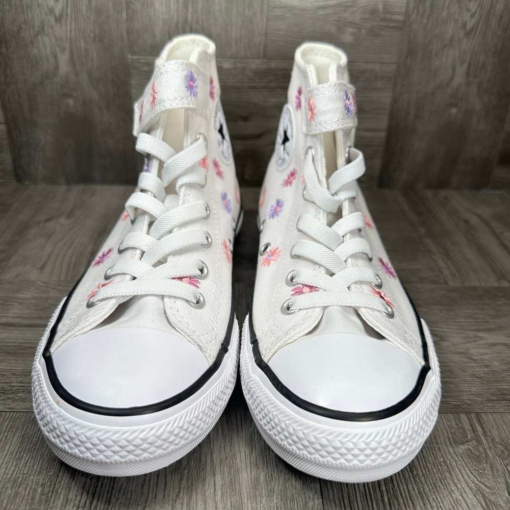 Converse High Top Sneakers Youth 3 White Floral Embroidered Canvas NEW - Picture 3 of 7